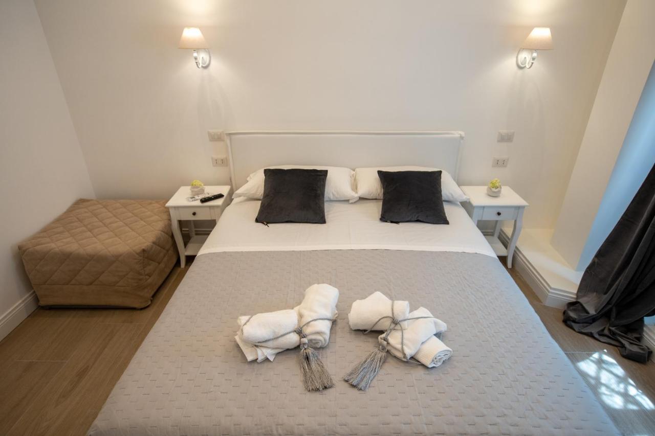 Suite Imperiale Colosseo Rome Exterior photo