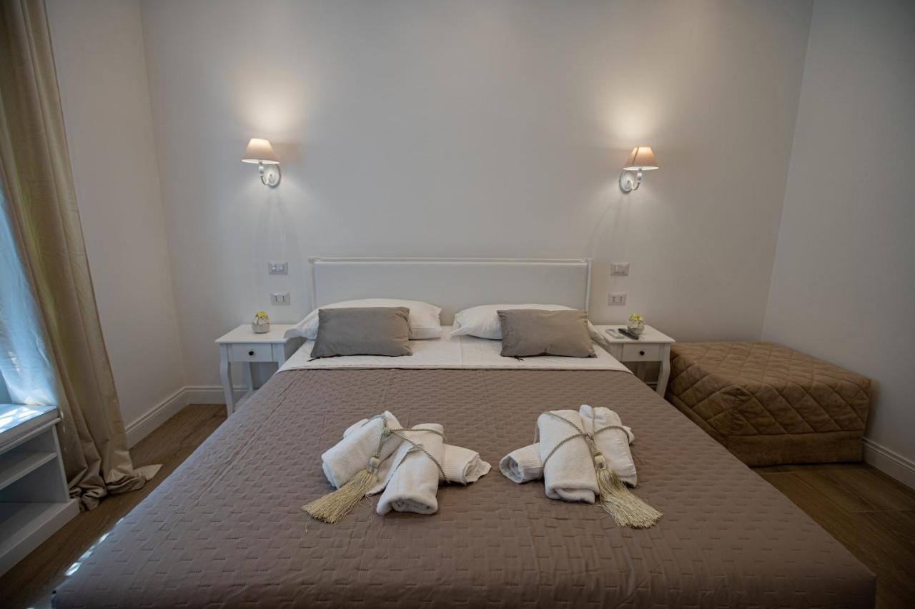 Suite Imperiale Colosseo Rome Exterior photo