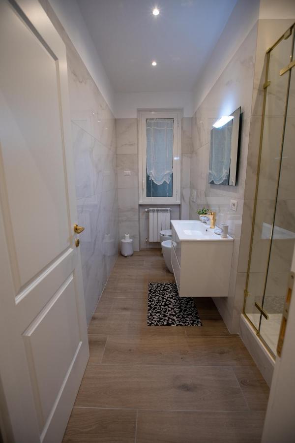 Suite Imperiale Colosseo Rome Exterior photo