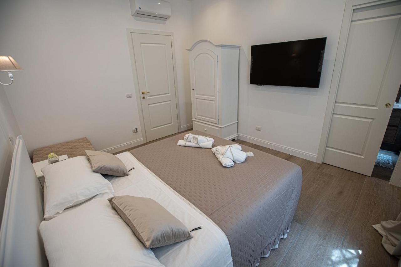 Suite Imperiale Colosseo Rome Exterior photo